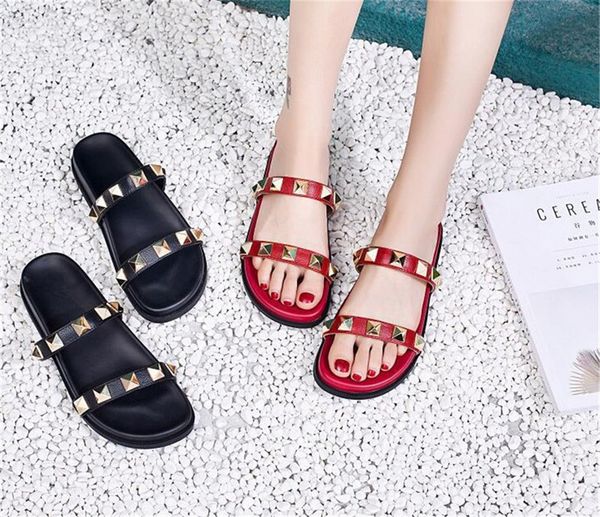 

women designer slippers luxury women slippers new arrival rivets style fashion style classic red and black color aaa quality sandal
