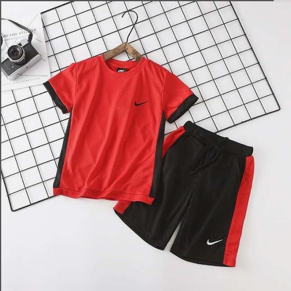

kids thirts suit designer clothing set summer fashion boys shorts girls child tees shorts two-piece 2019 luxury clothing 2pcs, White