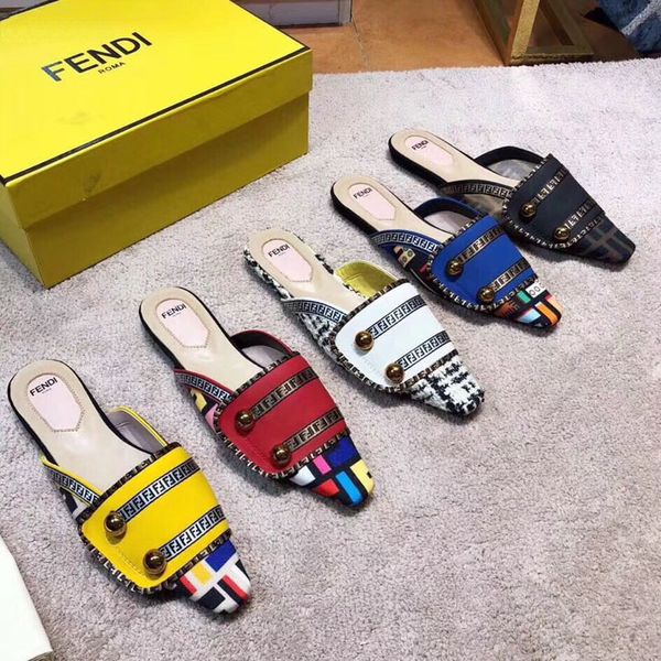 

Дизайнерские женские тапочки Европейская роскошная мода Полутапочки суперзвезд