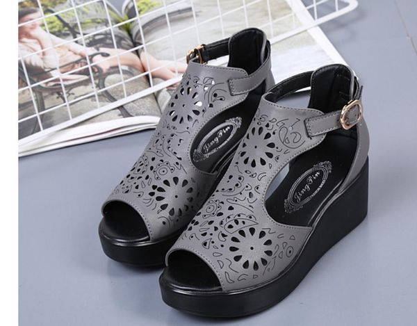 

2019 women's sandals in summer with new style slope heel thick bottom waterproof table @78, Black