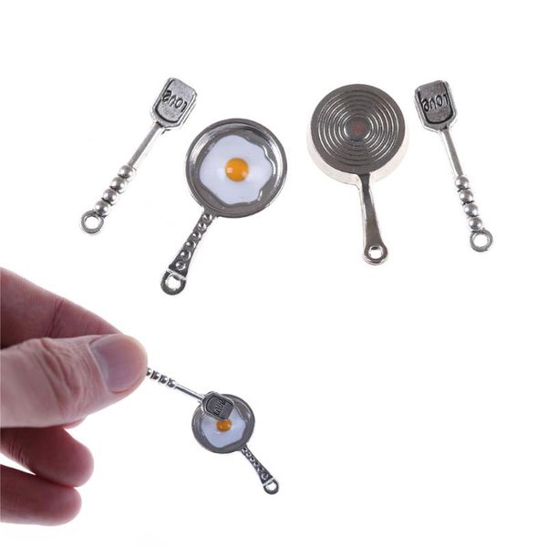 

2 set accessories dolls pretend play toys xmas dollhouse miniature pot kitchen set toys