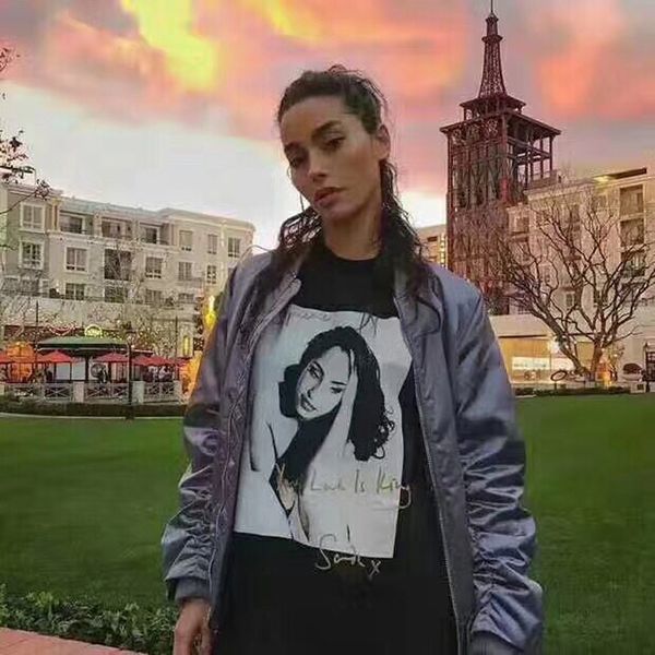 

supreme 17ss s sade photo tee box logo футболка скейтборд футболка мужчины женщины хлопок повседневная футболка hflstx026, White;black