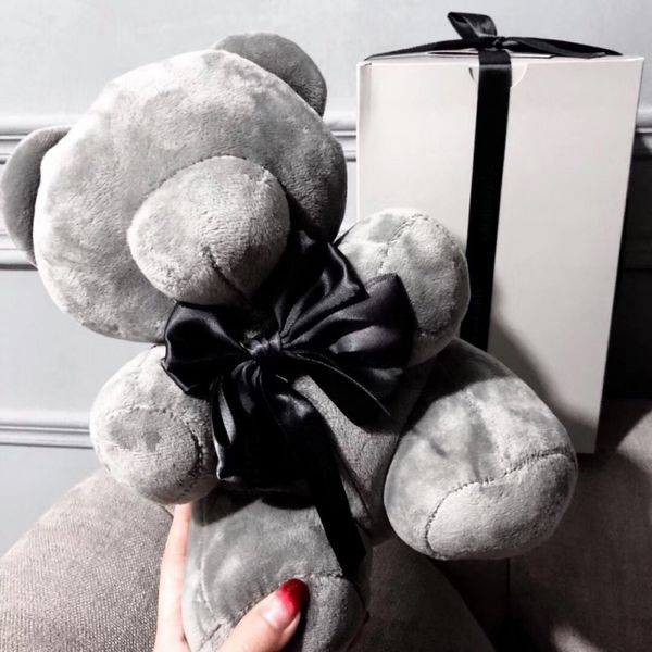 

grey lover hugs bear short plush to give girlfriend a lifetime of love only one person / valentine plush doll hugs bear