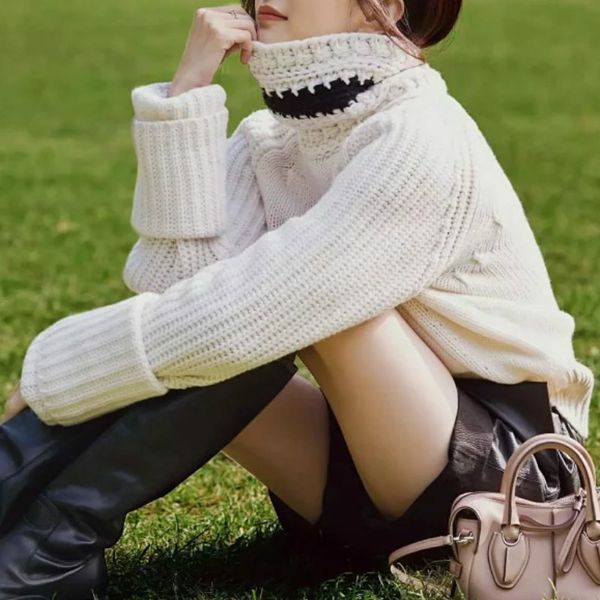

2019 autumn and winter new coarse wool and high-neck women sweater, White;black