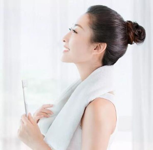 

xiaomi youpin dr. bei toothbrush comfortable soft grey to choose dental care nickel silver plated hair 3012753a2