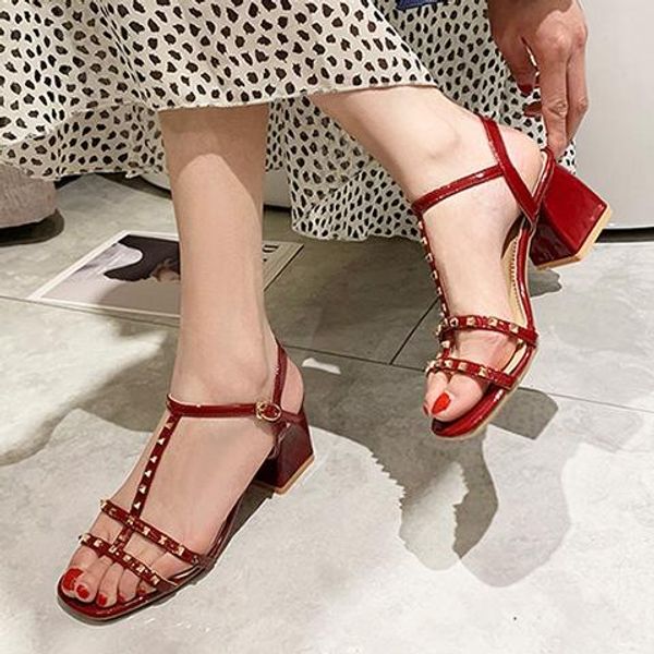 

2019 designer shoes designer sandals rivets party women sandals luxury fashion slides fish mouth wedding shoes with box, Black