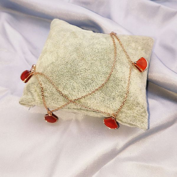 

sector bracelet fashion rose gold four fan-shaped red agate white mother-of-pearl luxury high-end fan bracelet anniversary gift ornament, Black