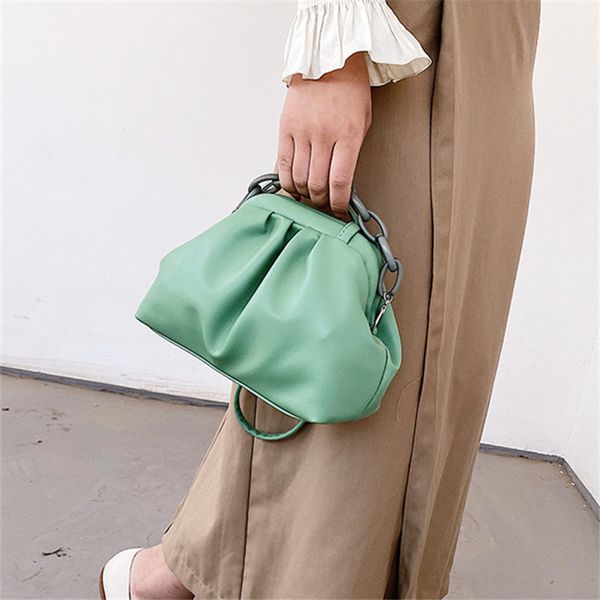 

2020 new shoulder bag women's casual fashion korean version of the holding diagonal