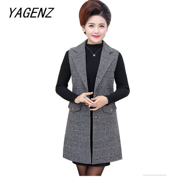 

middle-aged and old ladies plaid vest jacket single-breasted sleeveless coats large size casual spring women's waistcoat 5xl, Black;white