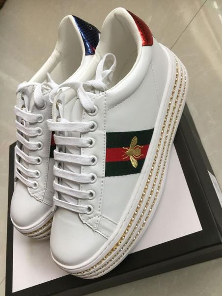 

Горячая новое поступление женская повседневная обувь спортивная обувь для ходьбы на открытом воздухе на платформе горный хрусталь спортивная обувь белый размер 35-40 A + качество