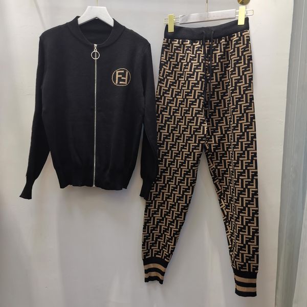 Creative Models 2019 Autumn Ladies Temperament Round Neck Cardigan Sweater Loose Women Knitting Factory Direct Taoku Body Underwear Bridal Corset Bra