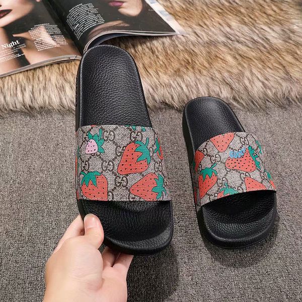 

designer sandals 2019 men women fashion strawberry printing leather trek slide sandals rubber sole summer outdoor beach male slippers eur45, Black