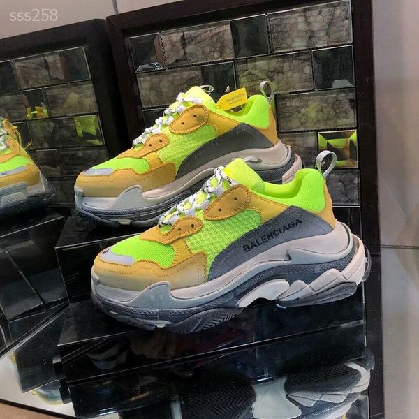 

2020 new fashion europe and america sneaker classic casual dad shoes for men's women beige black sports shoe size 35-45