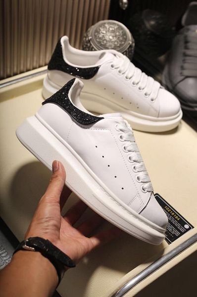 

2019 mq velvet black mens womens designer shoes beautiful platform casual sneakers designer sneake leather solid colors casual shoes
