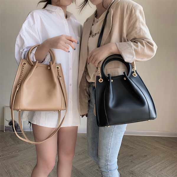 

2019 autumn and winter joker fashion diagonal child and mother package concise hand bill of lading shoulder package