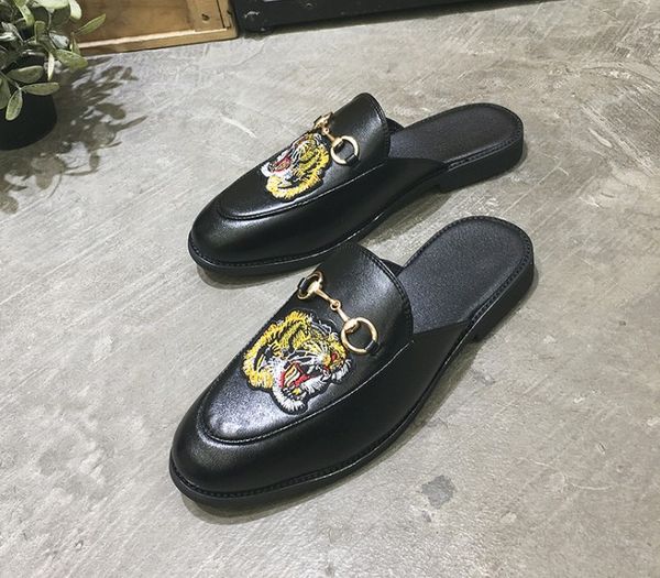 

2019 men half slippers with authentic soft cowhide designer male female hair slippers embroidered women slippers 35-48, Black