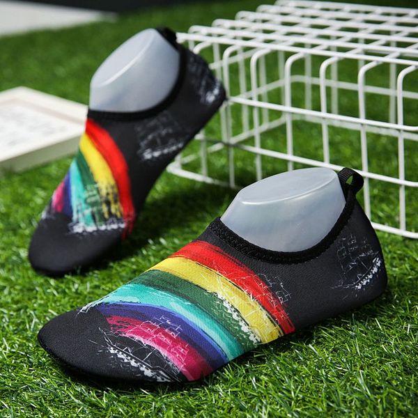 

anti-skid water shoes woman men shoes trekking upstream walking water quick drying sneaker aqua