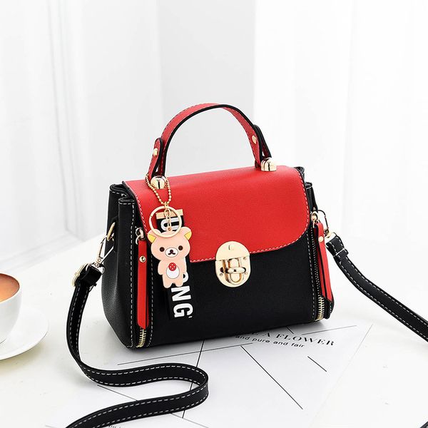 

new brand women shoulder bag ladies handbag with pendant anti-theft messenger bag small flap bag bolsa feminina