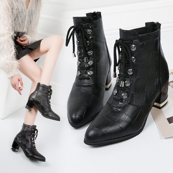 

2019 women fashion shoes vintage boots thick short boots women's leather ankle female winter warm lace-up shoes botas, Black