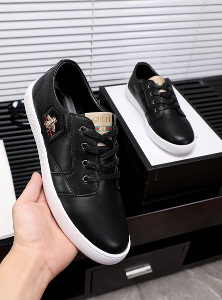 

new style high-end luxury men's casual sports shoes fashion design brand platform lace-up men's shoes small bee embroidery pattern, Black