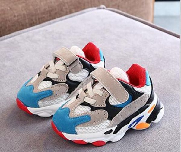 

Дизайнерская марка Детская обувь Детские Малыш Run кроссовки Kanye West кроссовки для новорожденных детей Мальчики обувь