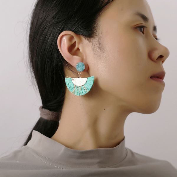 

originality concise exaggeration pull philippines grass tassels sector earrings woman, Golden;silver