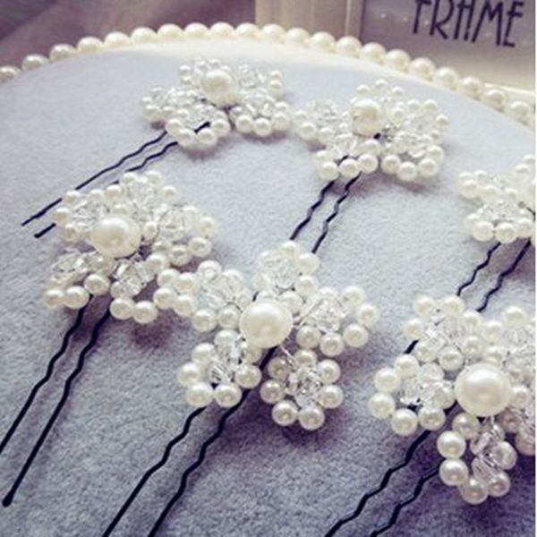 

exquisite handmade pearl bridal tiara2