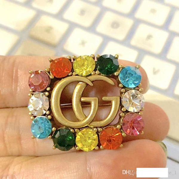 

with bag fashionable grace ladies brooch metal hollowed out rhinestone brooches zinc alloy pin designers for women jewelry g1g1, Gray