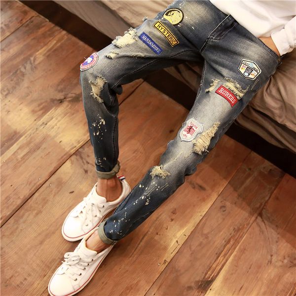 

spring and autumn models harlan pants male korean version of the small feet of young jeans hole retro long pants tide, Blue