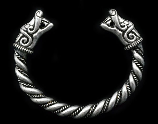 

3pc antique silver twisted bracelet viking totem wolves norse bangle viking wolf/ raven/ boar /dragon bangles bracelets, Black