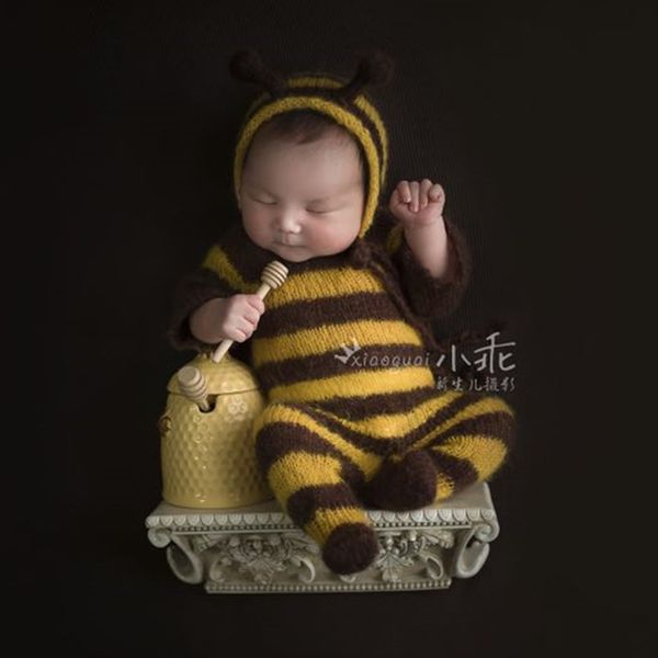 

новорожденный ребенок мохер фотография реквизит, детские мягкие пчелы боди с шляпой полный комплект, детские фотографии комбинезоны реквизит, White