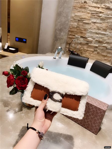 

19ss luxurious brands design tabby lambswool crossbody clutch bags fashion saddles messenger shoulder ladies women outdoor handbag