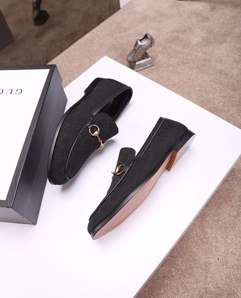 

19ss 2019 люкса мужской кожаной обуви мода бахромой leopard мокасины мужчина нескользкие на партию повседневной обуви большого размер 38-45, Black