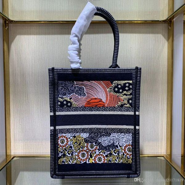 

classic europ style shopping mesh bag luxury pattern women's bag women canvas bag hand embroidered pattern mesh embroidery style shoppi