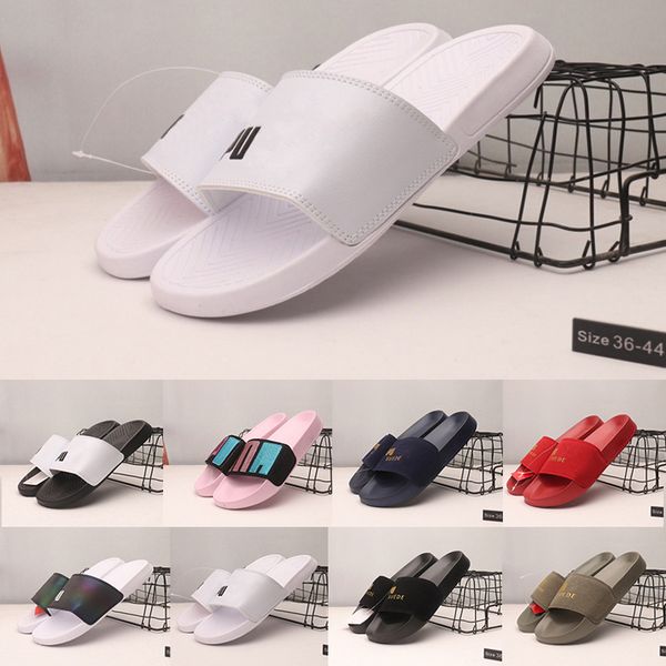 

2019 Summer Top Quality Fashion Rihanna Leadcat Suede Slippers Designer Sneakers Sandals Slipper Flip Flop Trainers Size 36-44