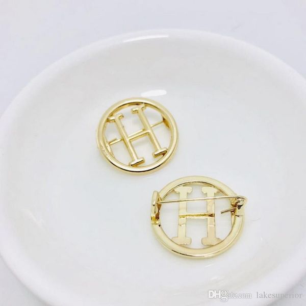 

мульти стиль конструктор письмо брошь для женщин rhinestone буква c g h r брошь suit pin отворотом золота оптовой цены, Gray