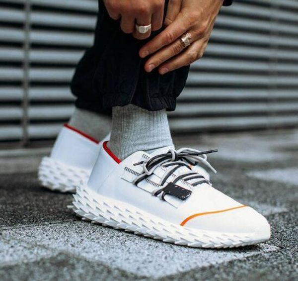 

2019 fashion designer casual shoes for man women urchin dress snesakers spiny sole italy casual shoes 35-46 yu12, Black