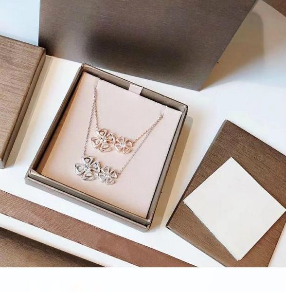 

женщины ювелирный дизайнер fiorever ожерелье s925 стерлингового серебра полный алмаз клевер розовое золото ожерелье 2 цвета, Silver