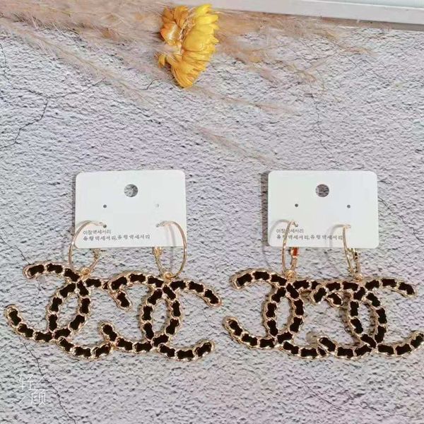 

2019 luxury de igner jewelry women earring 2c pendant earring with real leather for women jewelry hipping