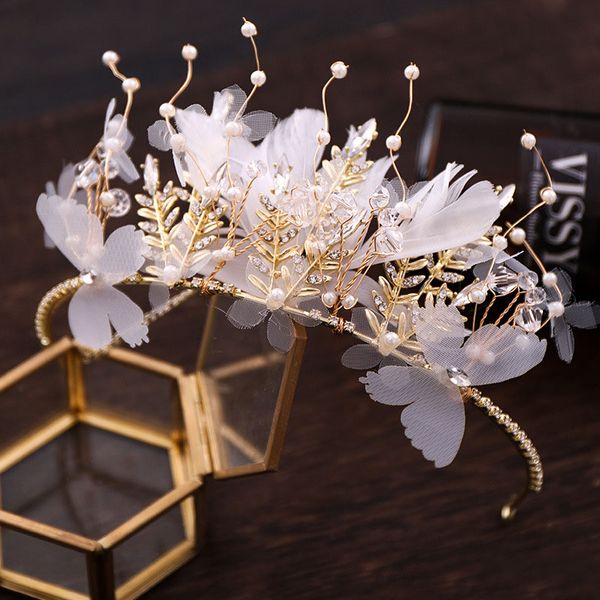 

2019 wholesale white yarn butterfly crystal simulated pearl beads gold metal princess crown tiara women girl party hair loop, Golden;white
