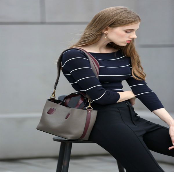 

summer 2019 new single - shoulder bag women's handbag korean version of the simple cowhide satchel women's bag