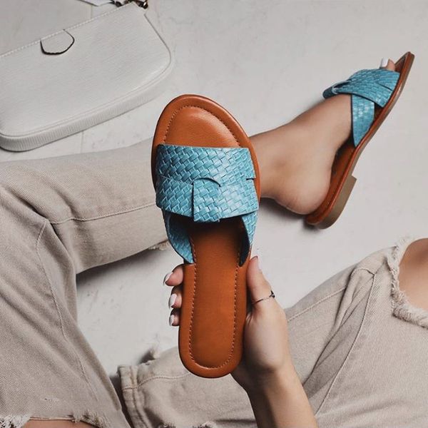 

large size and small size sandals women's clamped toe women's flat bottom sandals personalized heel stone print slippers, Black