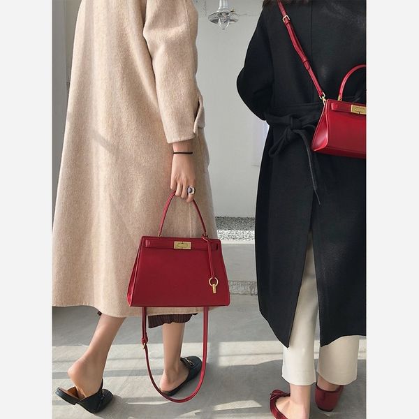 

2020 new fashion red handbag large capacity female bag shoulder bag messenger