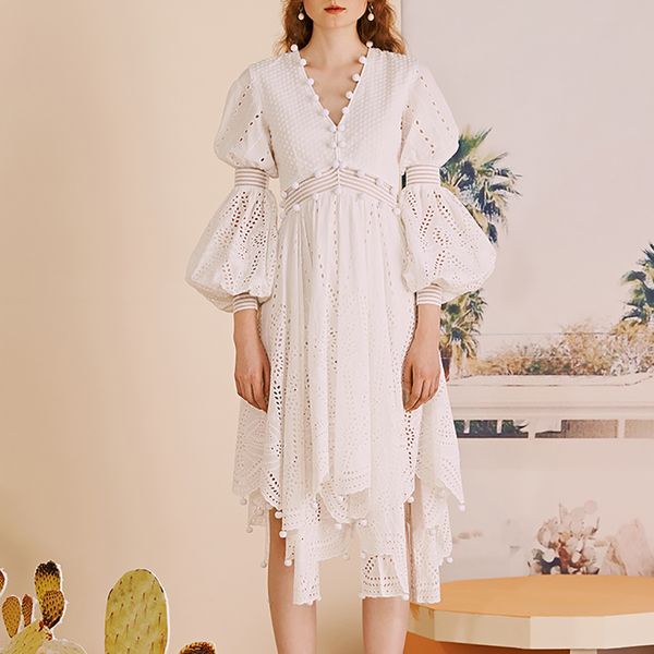

2019 autumn new arrive v-neck women dress asymmetrical lace patchwork hollow out embroidered puff sleeve elegant dress, Black;gray