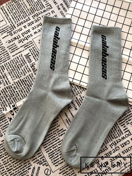 

men 3 color calabasas socks kanye west men and women hip hop cal skateboarding cotton breathable socks 3pairs/sets, Black