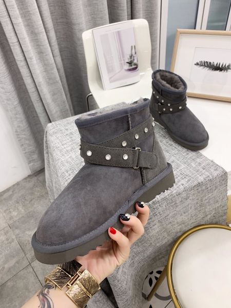 

new winter 2019 ankle boots women's double button pearl rivet thick soled boots fur integration + drill button, Black
