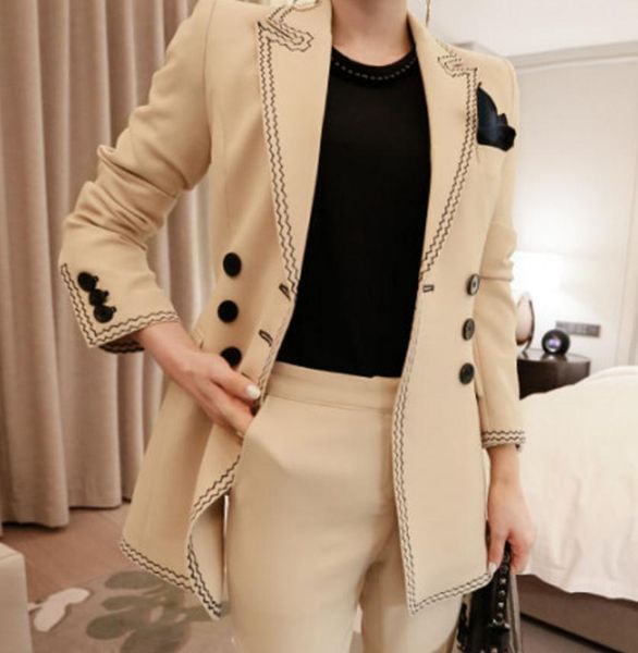 

2019 spring new arrival style turn-down collar long sleeve woman woolen suit coat, White;black