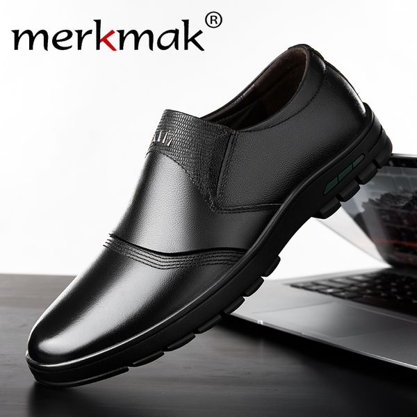 

merkmak 2020 man business dress men formal shoes slip on wedding round head comfortable leather shoes flats oxford for man, Black