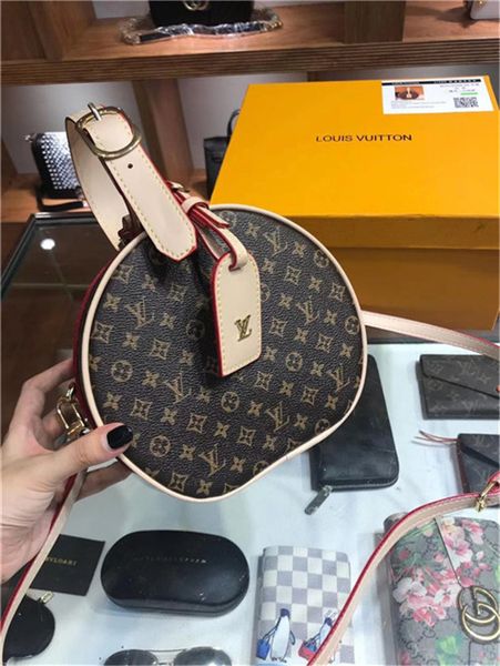 

Bolsa de Ombro bags_shoes_dong