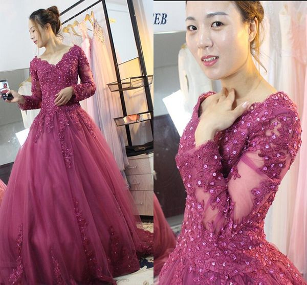 

new arrival long sleeve ball gown prom dress v neck beaded appliques fashion prom gowns princess puffy with covered button prom dress, Black